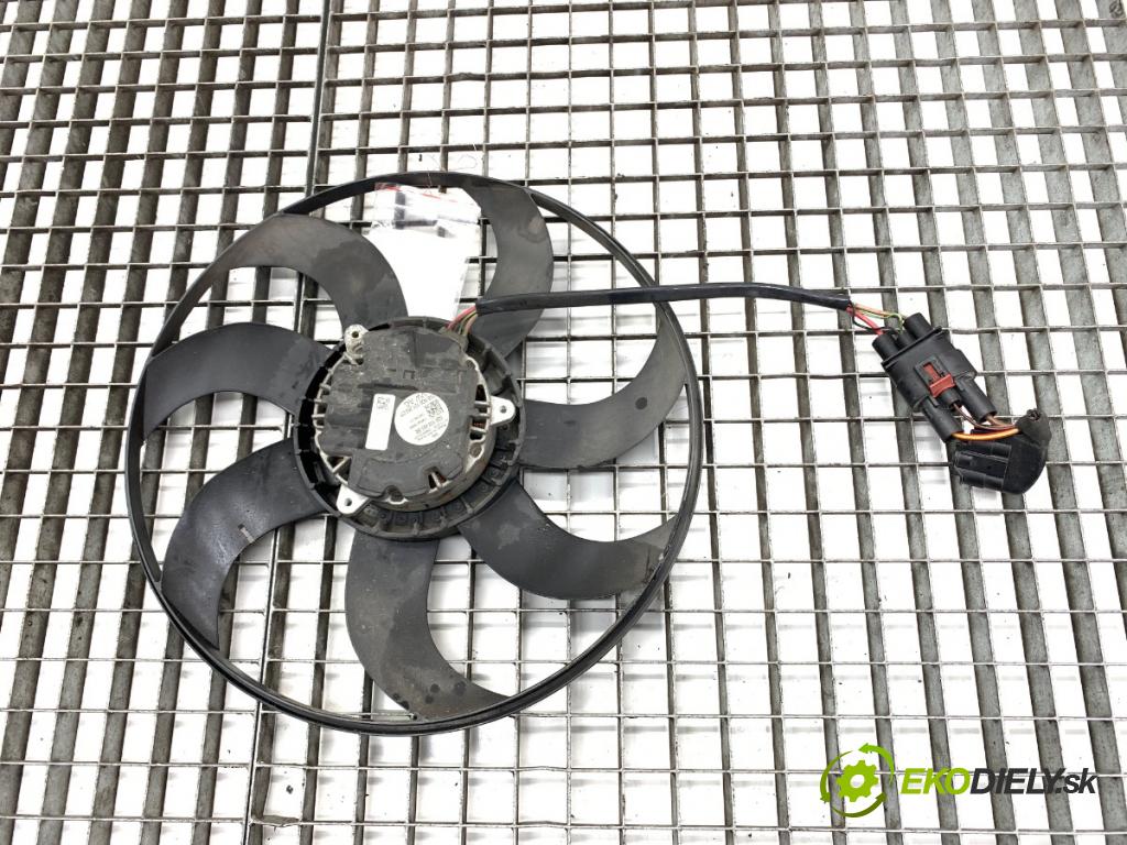 VW GOLF VII liftback 2016 92 kW 1.4 TSI 1395 ventilátor chladiče 5Q0959455BE (Ventilátor)
