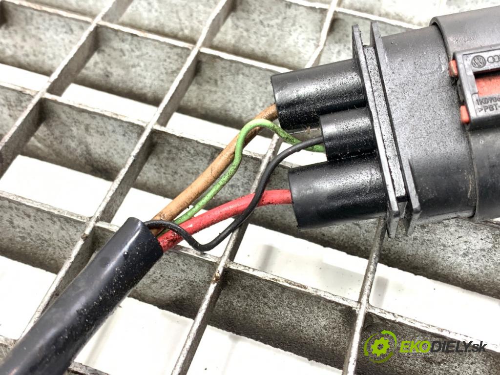 VW GOLF VII liftback 2016 92 kW 1.4 TSI 1395 ventilátor chladiče 5Q0959455BE (Ventilátor)