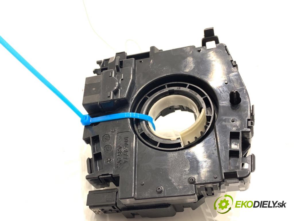 VW GOLF VII liftback 2016 92 kW 1.4 TSI 1395 kroužek slimák airbag 5Q0953549F (Airbag)