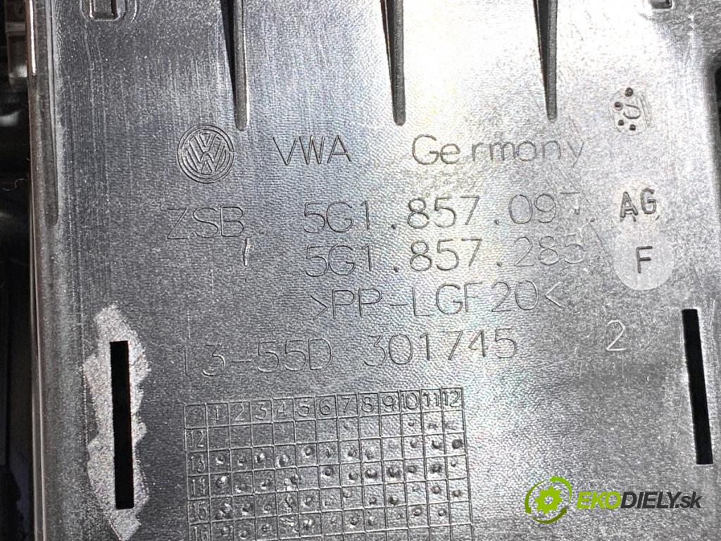 VW GOLF VII liftback 2016 92 kW 1.4 TSI 1395 Priehradka, kastlík spolujazdca 5G1857097AG (Priehradka (kastlík))