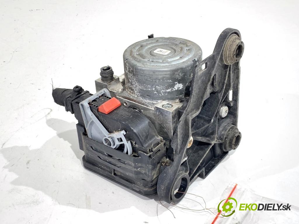 VW GOLF VII liftback 2016 92 kW 1.4 TSI 1395 Pumpa ABS 5Q0614517BJ (Pumpa ABS)