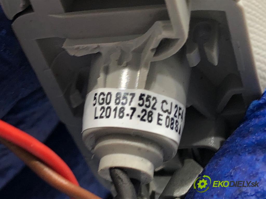 VW GOLF VII liftback 2016 92 kW 1.4 TSI 1395 clona sluneční pravý