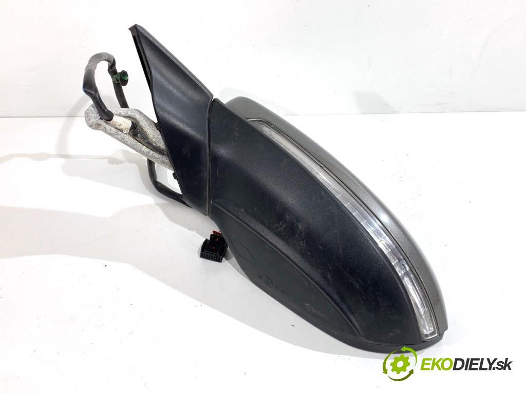 VW GOLF VII liftback 2016 92 kW 1.4 TSI 1395 zpětné zrcátko levý LA7N