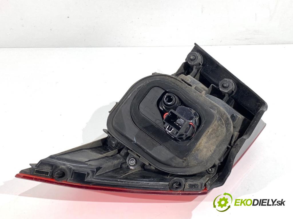 VW GOLF VII liftback 2016 92 kW 1.4 TSI 1395 Svetlo ľavy zad 5G0945095M