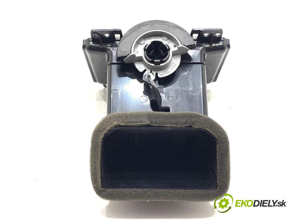 VW GOLF VII liftback 2016 92 kW 1.4 TSI 1395 mří topení zadní část 5G0819209