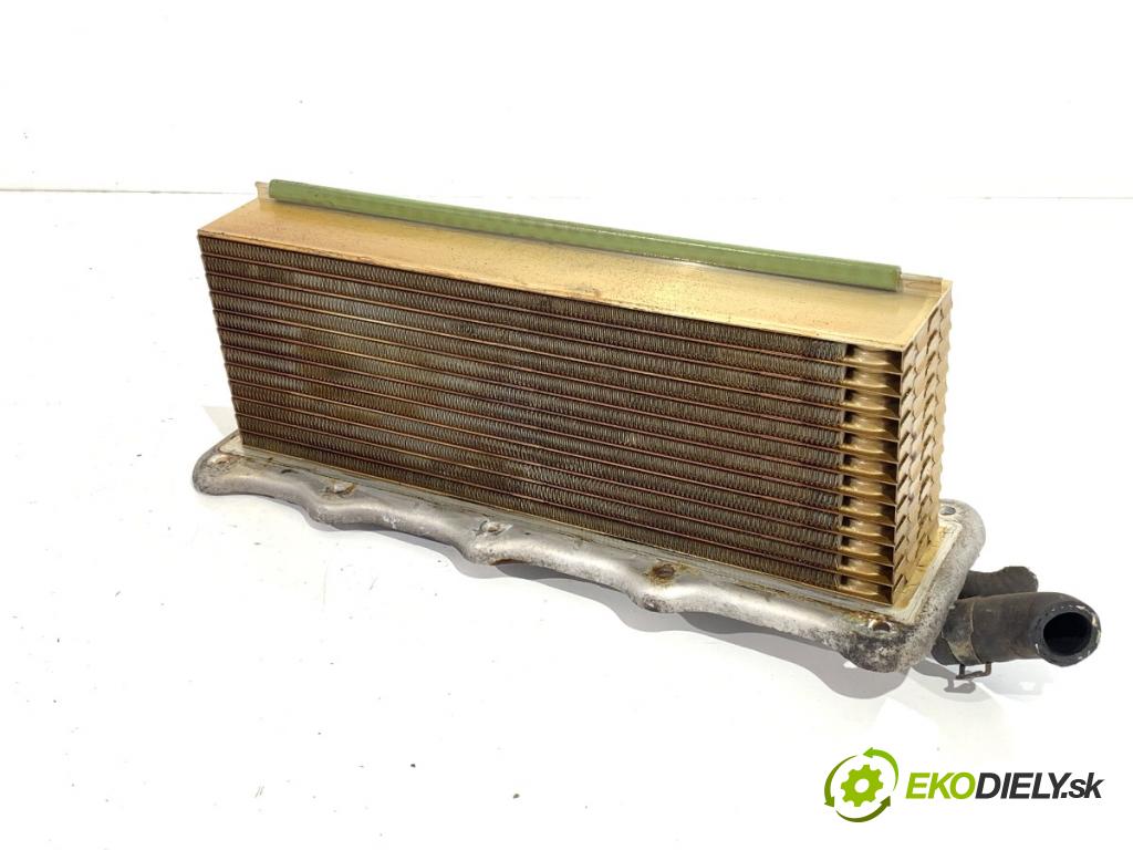 VW GOLF VII liftback 2016 92 kW 1.4 TSI 1395 Chladič intercoolera 04E145749F