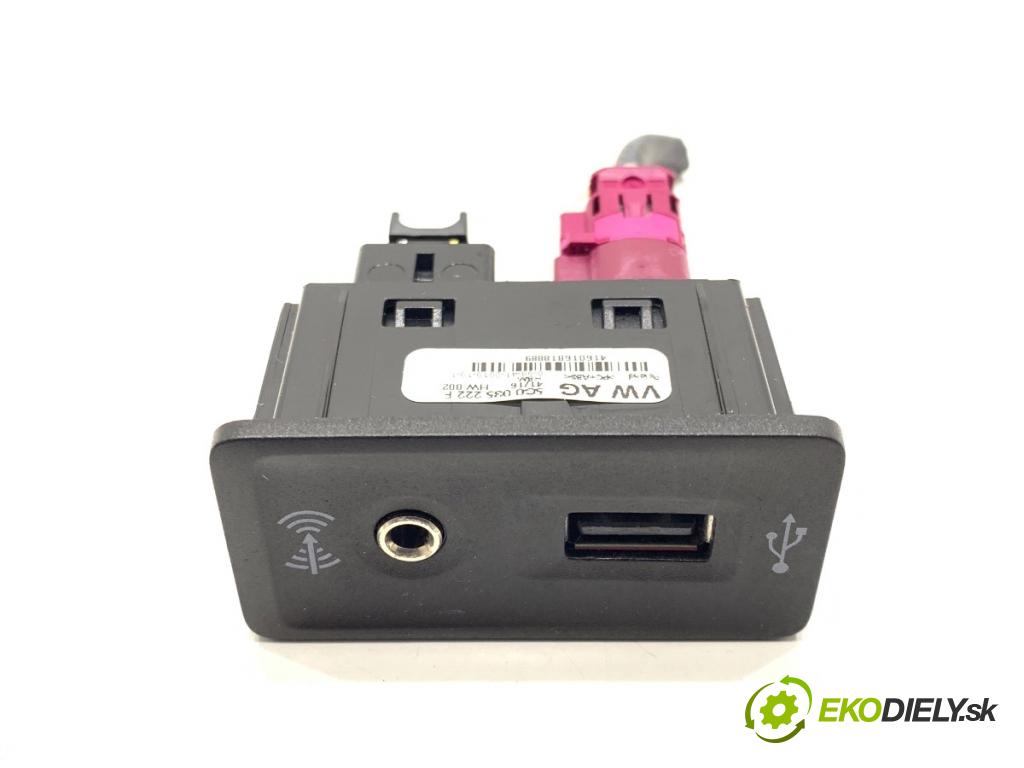 VW GOLF VII liftback 2016 92 kW 1.4 TSI 1395 HNÍZDO: USB 5G0035222F