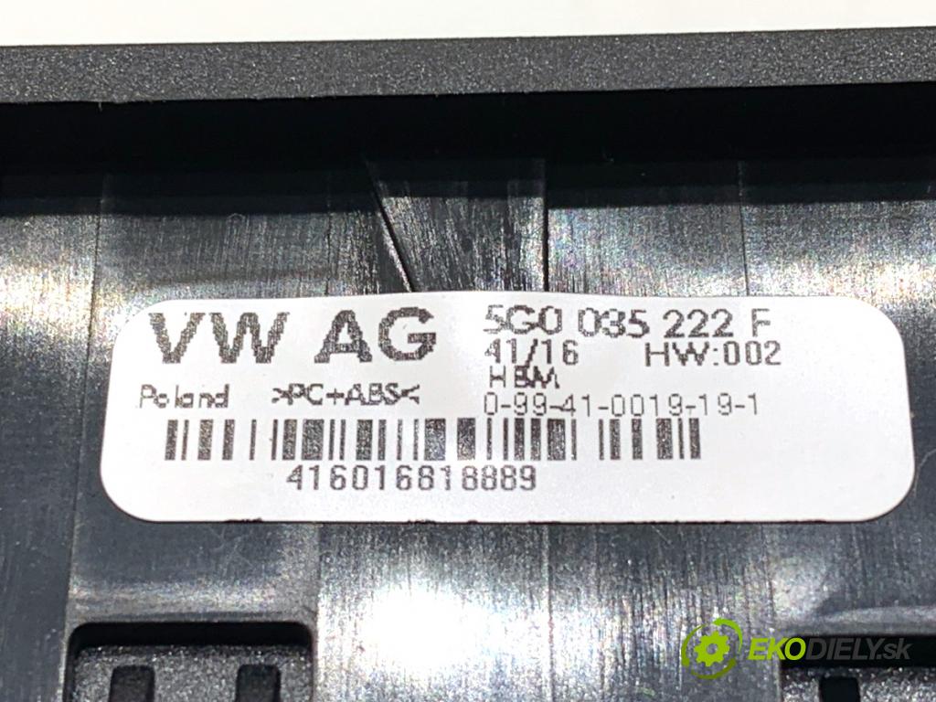 VW GOLF VII liftback 2016 92 kW 1.4 TSI 1395 HNÍZDO: USB 5G0035222F