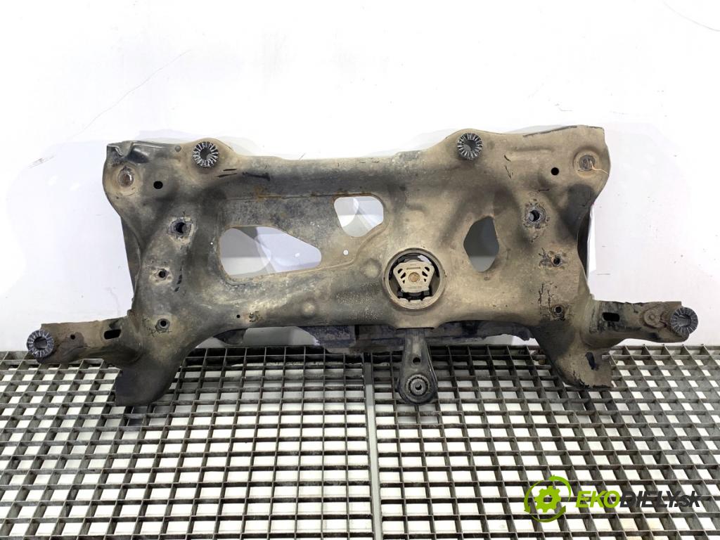 VW GOLF VII liftback 2016 92 kW 1.4 TSI 1395 výztuha pod motor 3Q0199315D (Přední výztuha)