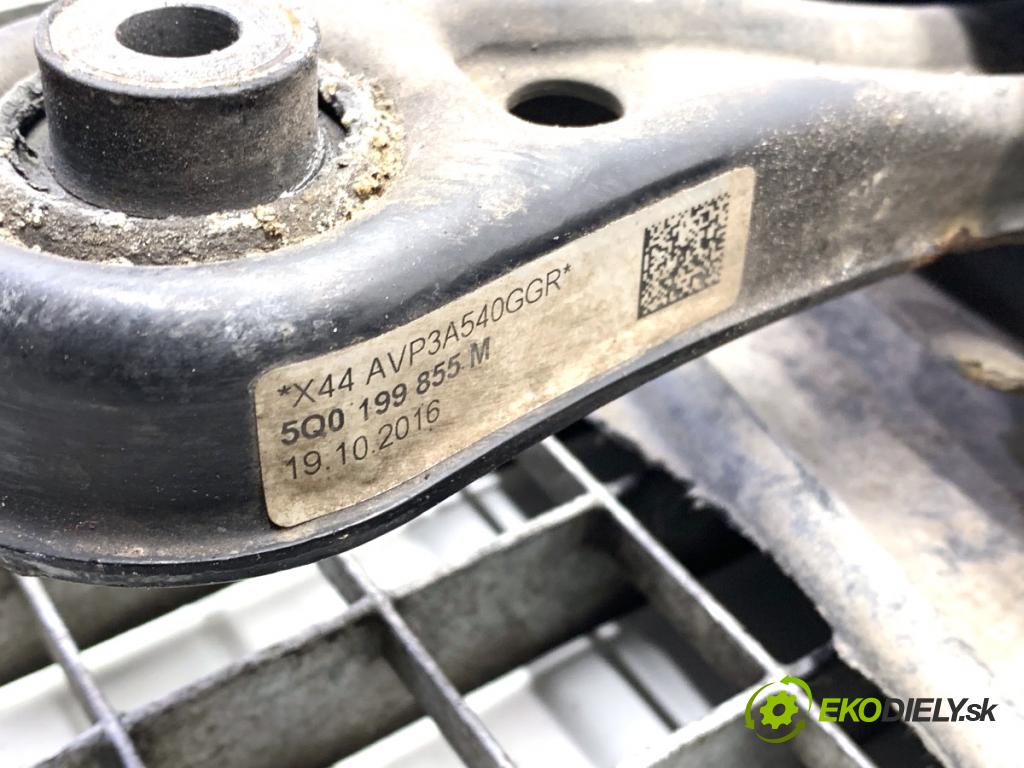 VW GOLF VII liftback 2016 92 kW 1.4 TSI 1395 výztuha pod motor 3Q0199315D (Přední výztuha)