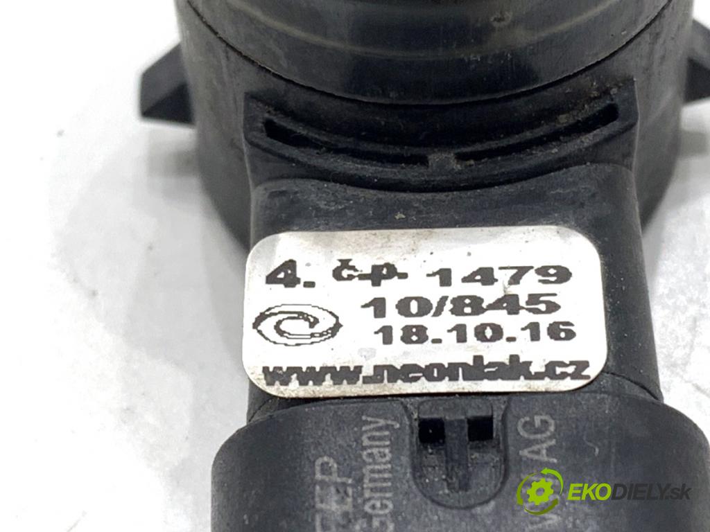 VW GOLF VII liftback 2016 92 kW 1.4 TSI 1395 snímač PDC 5Q0919275B