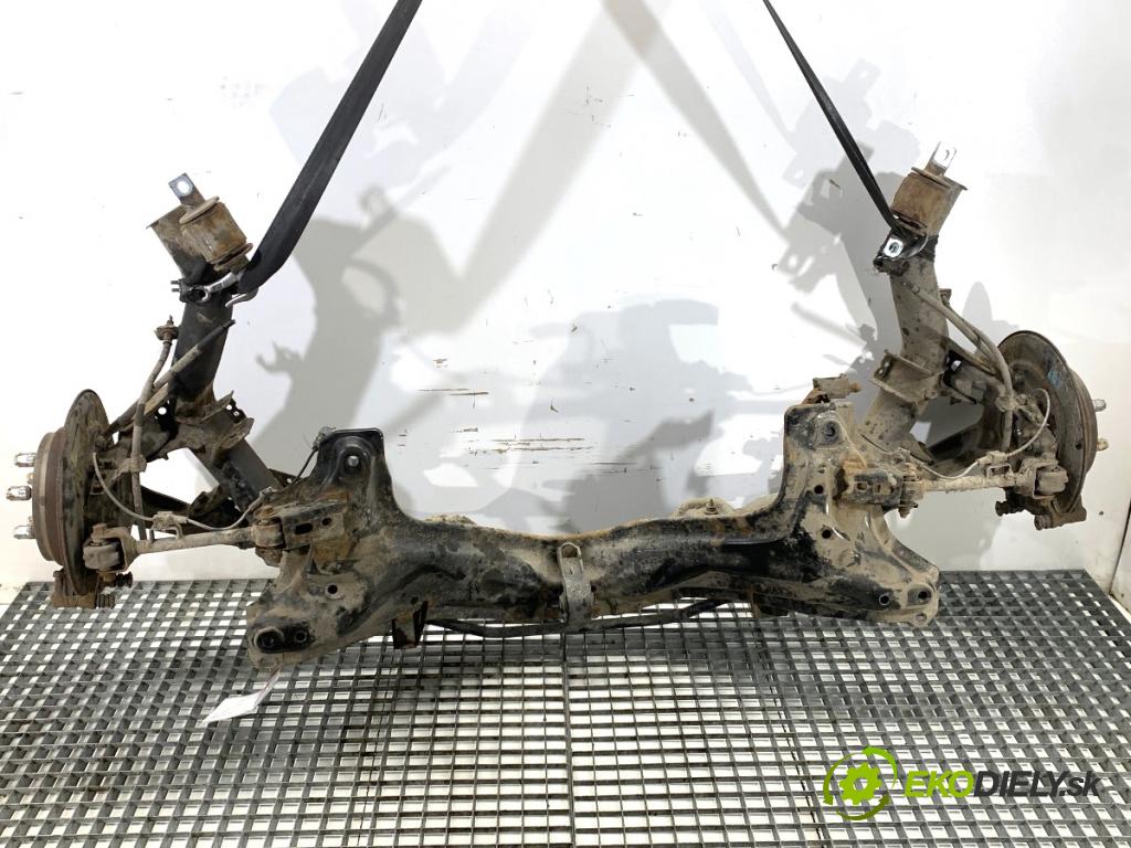 HONDA CR-V III SUV 2009 103 kW 2.2 i-CTDi 4WD (RE6) 2204 výztuha zadní část 