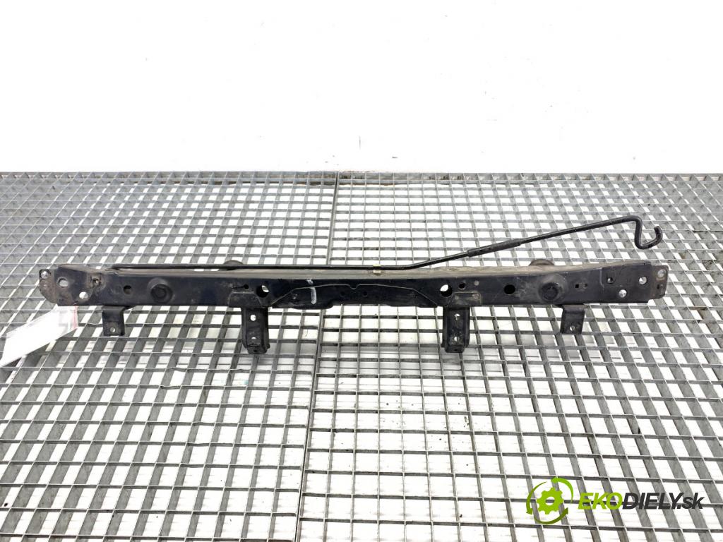 NISSAN JUKE F15 SUV 2017 86 kW 1.6 1598 výztuha horní  (Výztuha)