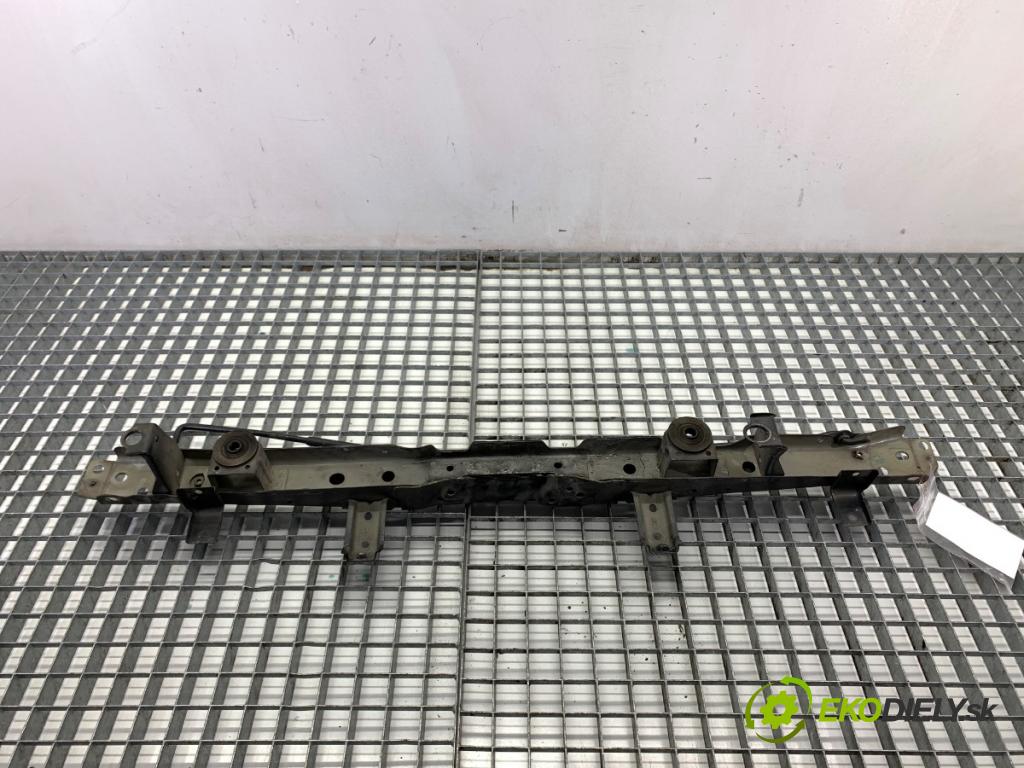 NISSAN JUKE F15 SUV 2017 86 kW 1.6 1598 Výstuha horná  (Výstuha)