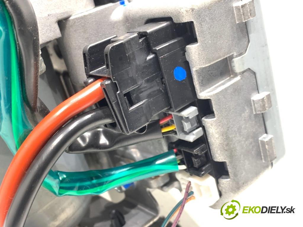 NISSAN JUKE F15 SUV 2017 86 kW 1.6 1598 pumpa servočerpadlo 48810-BA66D (Servočerpadlo)