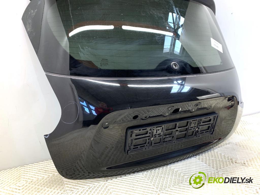 NISSAN JUKE F15 SUV 2017 86 kW 1.6 1598 kapota zad Z11