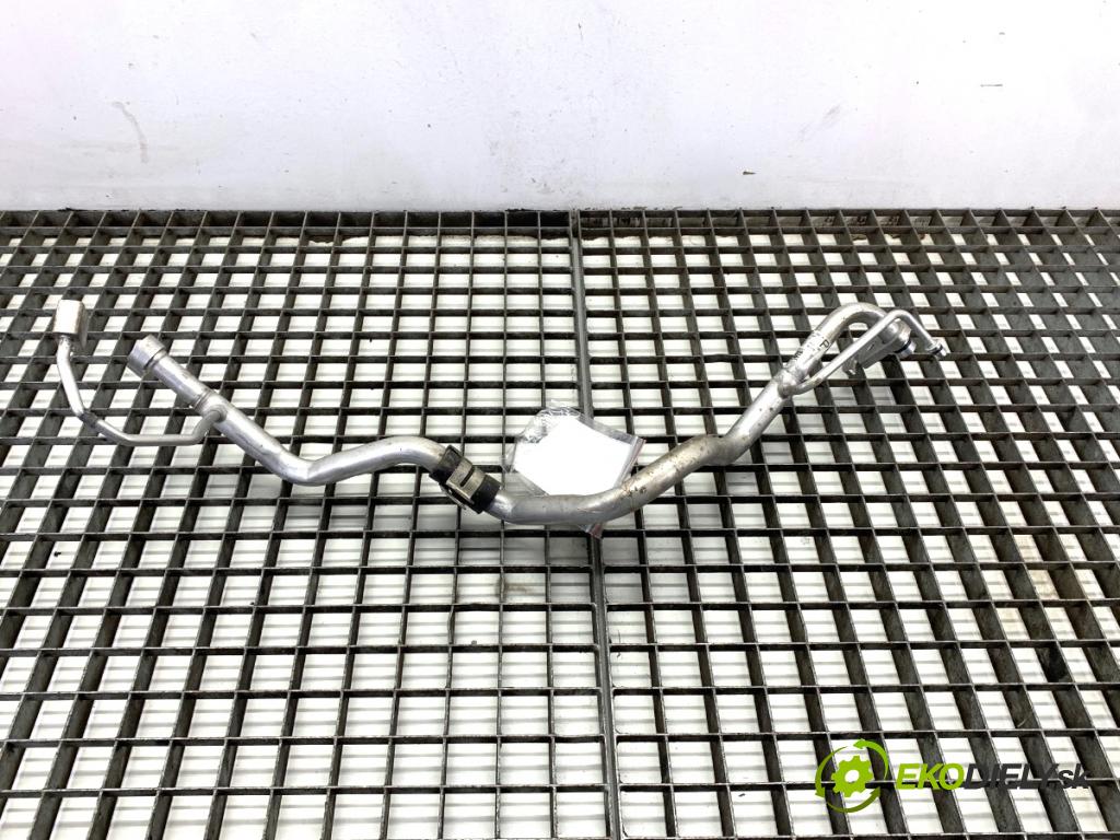 NISSAN JUKE F15 SUV 2017 86 kW 1.6 1598 rúrka klimatizace 1F4462090-3560-0 (Trubka klimatizace)