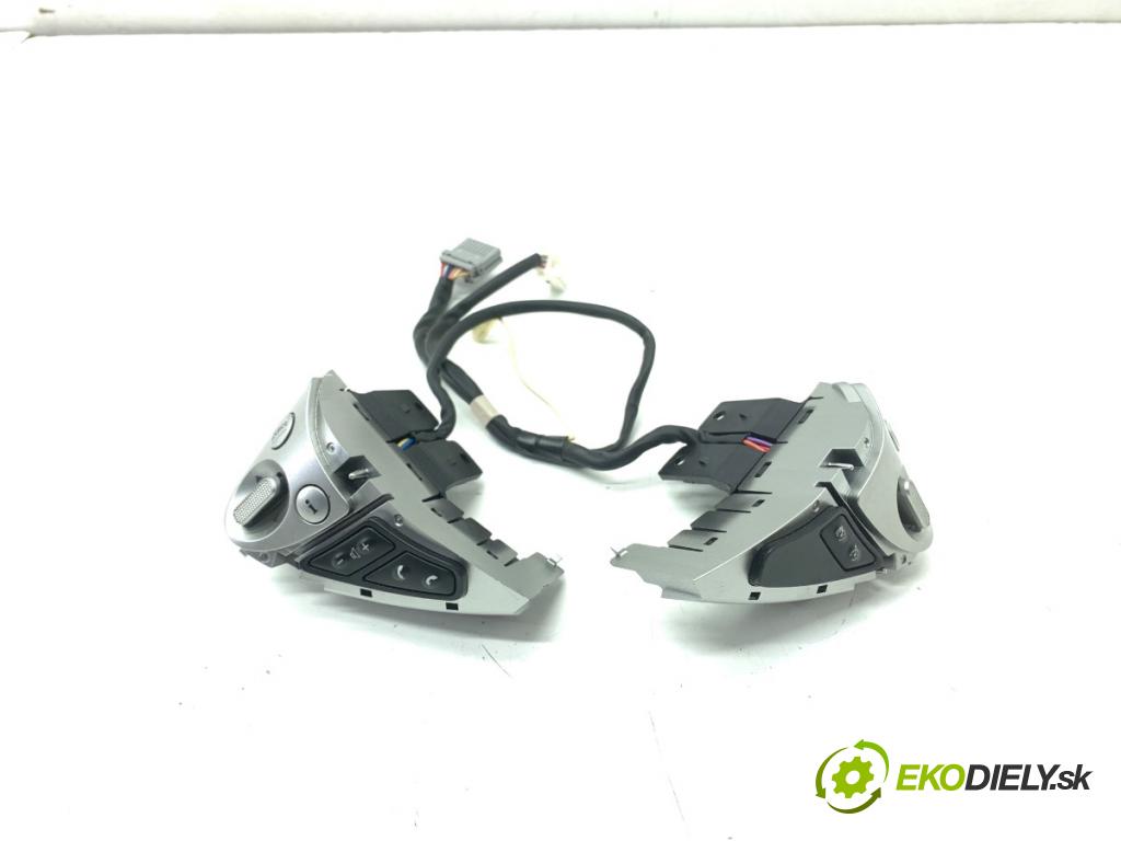 NISSAN JUKE F15 SUV 2017 86 kW 1.6 1598 SPÍNAČE: volantu 