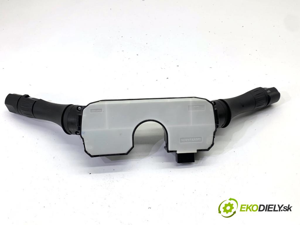 NISSAN JUKE F15 SUV 2017 86 kW 1.6 1598 Prepínač kombinovaný  (Prepínacie páčky pod volantom)