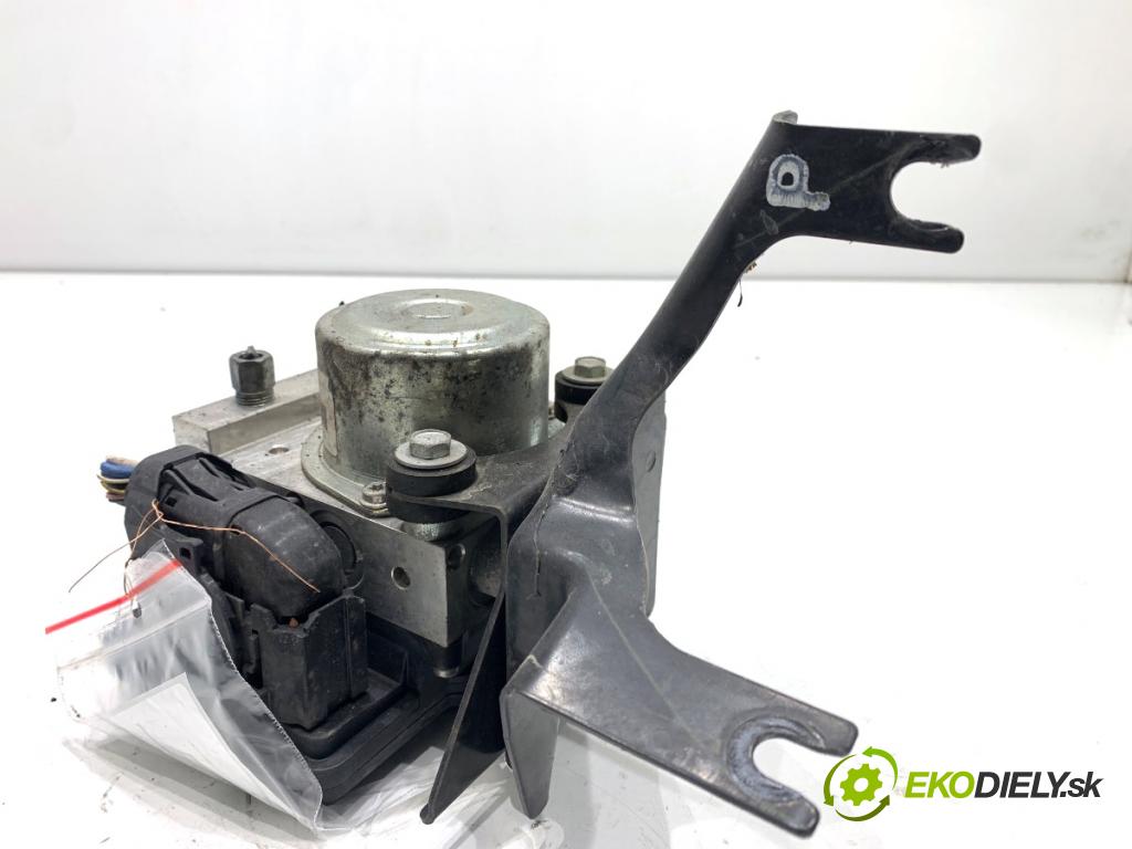 NISSAN JUKE F15 SUV 2017 86 kW 1.6 1598 Pumpa ABS TD8405 (Pumpa ABS)