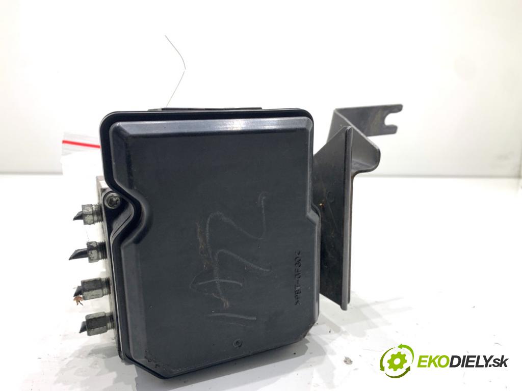 NISSAN JUKE F15 SUV 2017 86 kW 1.6 1598 Pumpa ABS TD8405 (Pumpa ABS)