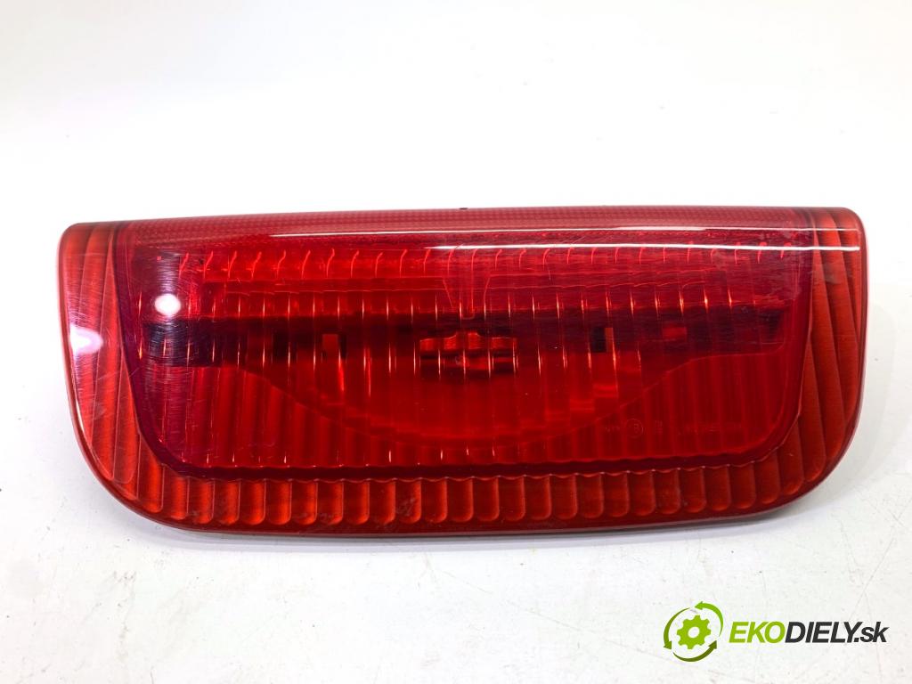 NISSAN JUKE F15 SUV 2017 86 kW 1.6 1598 světlo brzdových světel 26590BV80A