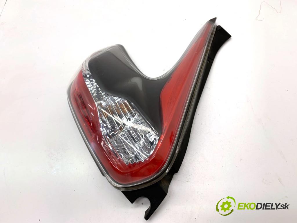 NISSAN JUKE F15 SUV 2017 86 kW 1.6 1598 světlo levý zadní část 26555BV80B