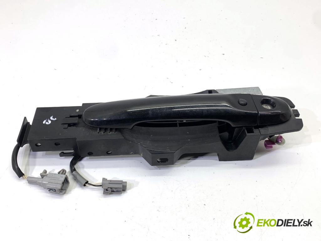 NISSAN JUKE F15 SUV 2017 86 kW 1.6 1598 klika vnejší levý přední část 