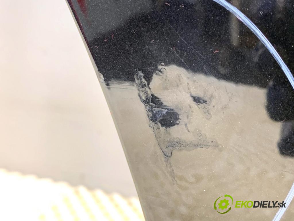 NISSAN JUKE F15 SUV 2017 86 kW 1.6 1598 Dvere pravy zad Z11