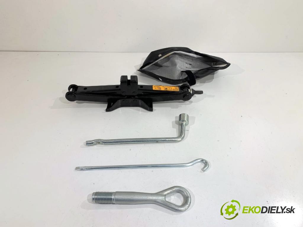 NISSAN JUKE F15 SUV 2017 86 kW 1.6 1598 ZVEDÁK: - Mechanizmus 995501KA3A