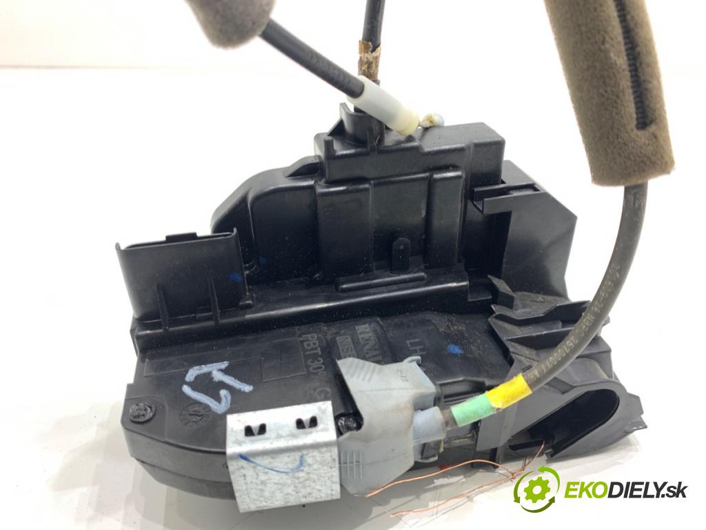 NISSAN JUKE F15 SUV 2017 86 kW 1.6 1598 zámok Dvere ľavy zad