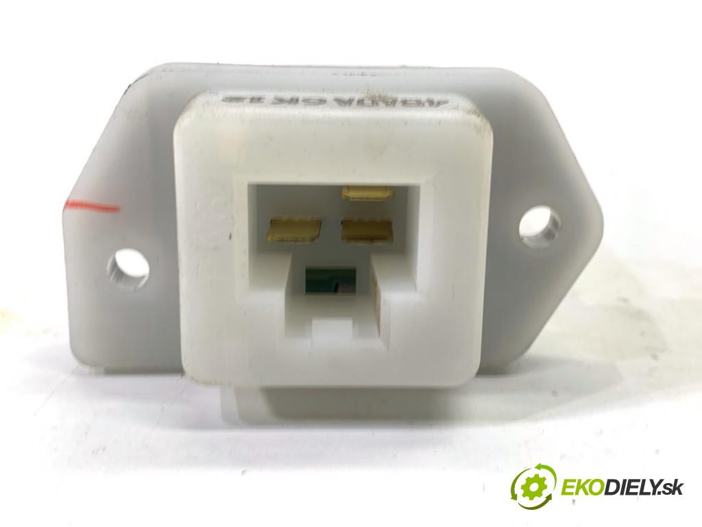 NISSAN JUKE F15 SUV 2017 86 kW 1.6 1598 odpor rezistor topení vzduchu  (Odpor topení)