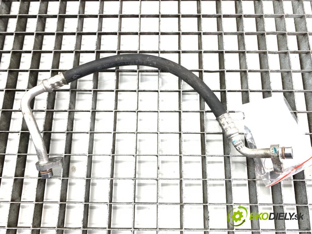 NISSAN JUKE F15 SUV 2017 86 kW 1.6 1598 rúrka klimatizace 92490BA60A (Trubka klimatizace)