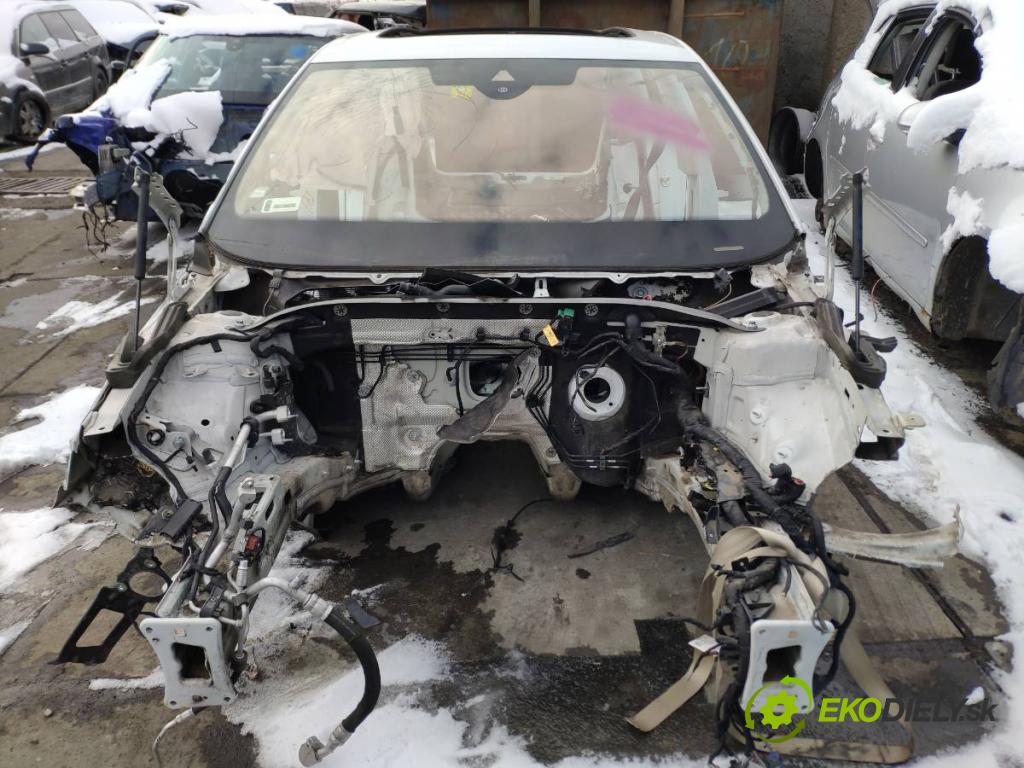 SKODA SUPERB III Kombi 2020 160 kW 1.4 TSI iV 1395 KAROSERIA ČTVRŤÁK blatník práh střecha PODŁUŻNICA