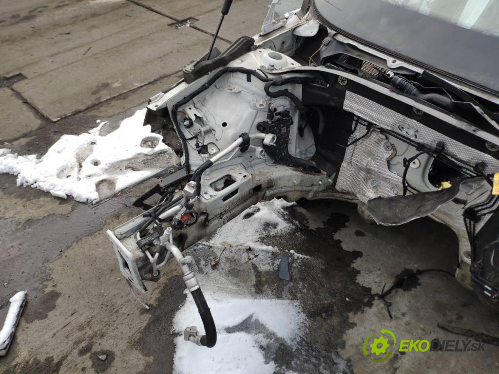 SKODA SUPERB III Kombi 2020 160 kW 1.4 TSI iV 1395 KAROSERIA ČTVRŤÁK blatník práh střecha PODŁUŻNICA