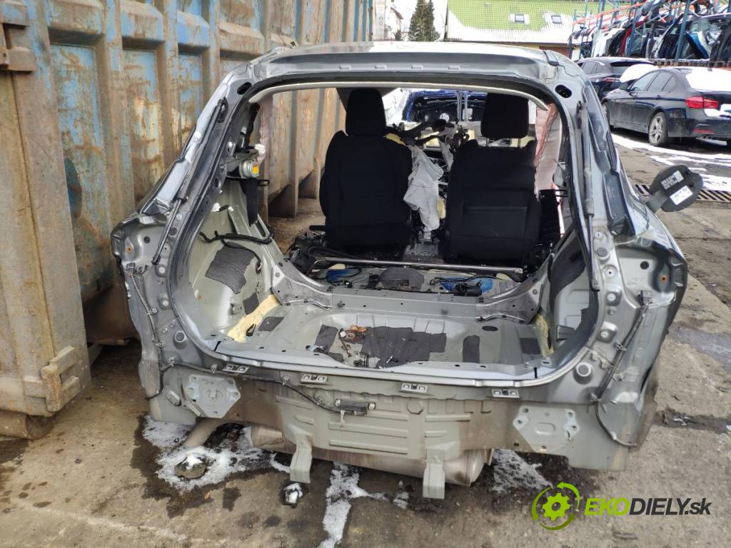 NISSAN QASHQAI J12 SUV 2024 103 kW 1.3 DIG-T 1332 KAROSERIA ČTVRŤÁK blatník práh střecha PODŁUŻNICA