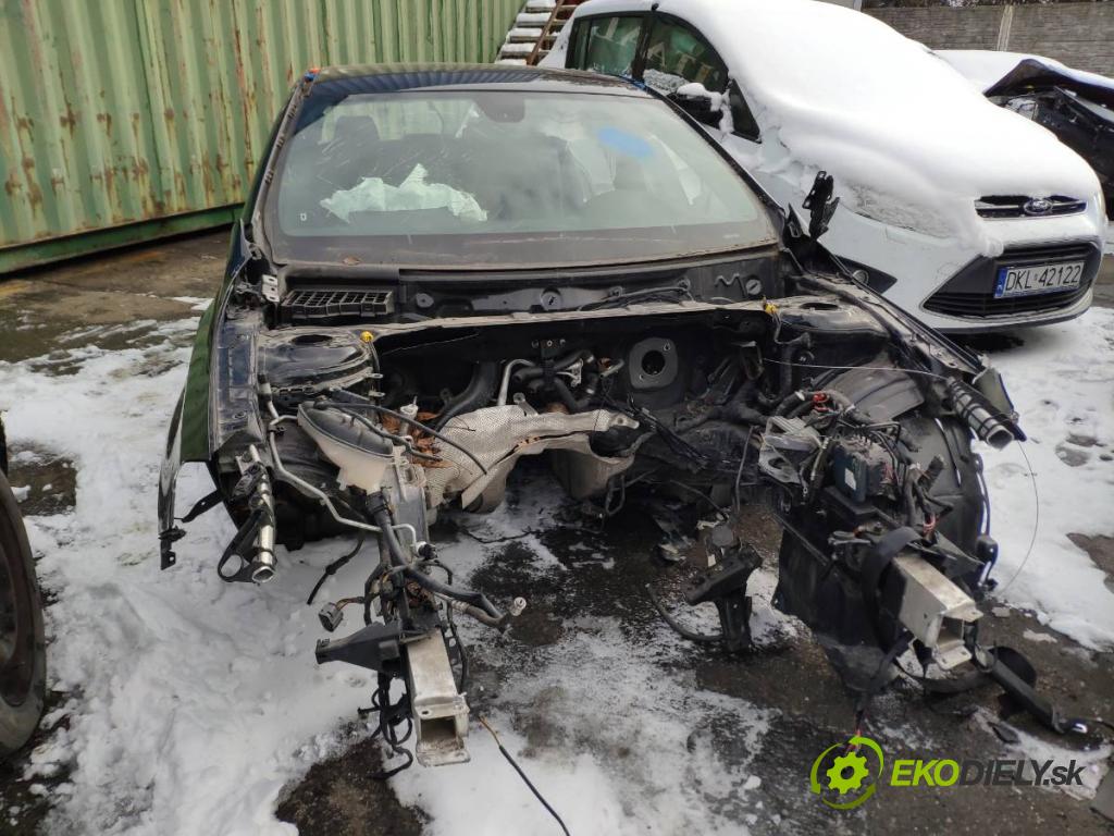 MERCEDES-BENZ W176 liftback 2015 90 kW A 180 (176.042) 1595 KAROSERIA ČTVRŤÁK blatník práh střecha PODŁUŻNICA 