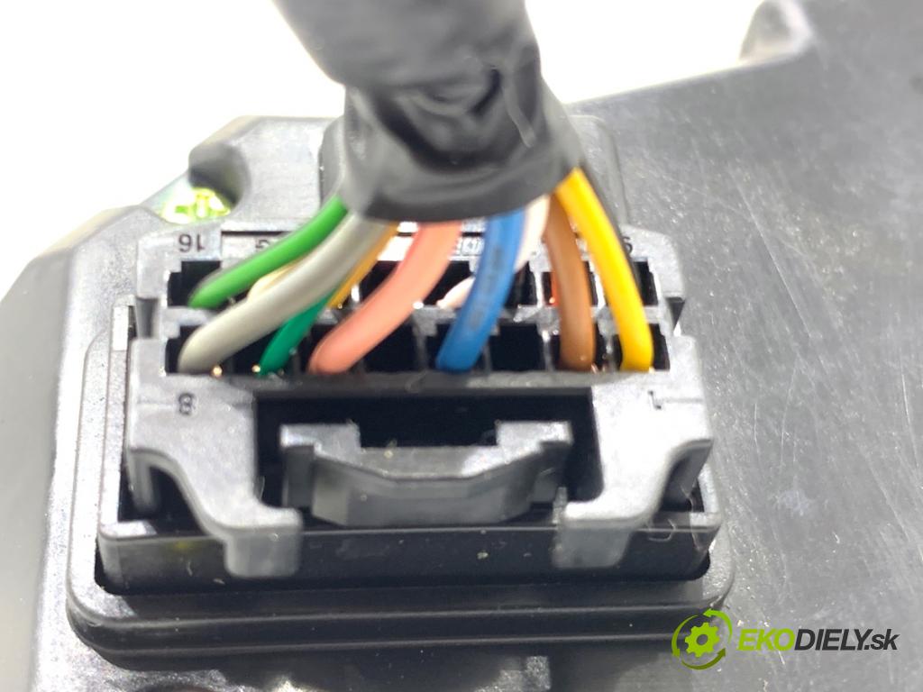 HYUNDAI TUCSON SUV 2015 130 kW 1.6 T-GDi 1591 Prepínač kombinovaný 93403-D3950 (Prepínacie páčky pod volantom)