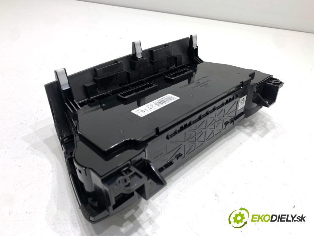 HYUNDAI TUCSON SUV 2015 130 kW 1.6 T-GDi 1591 Panel ovládaní topení 97250-D7270 (Páčky pod volantem)