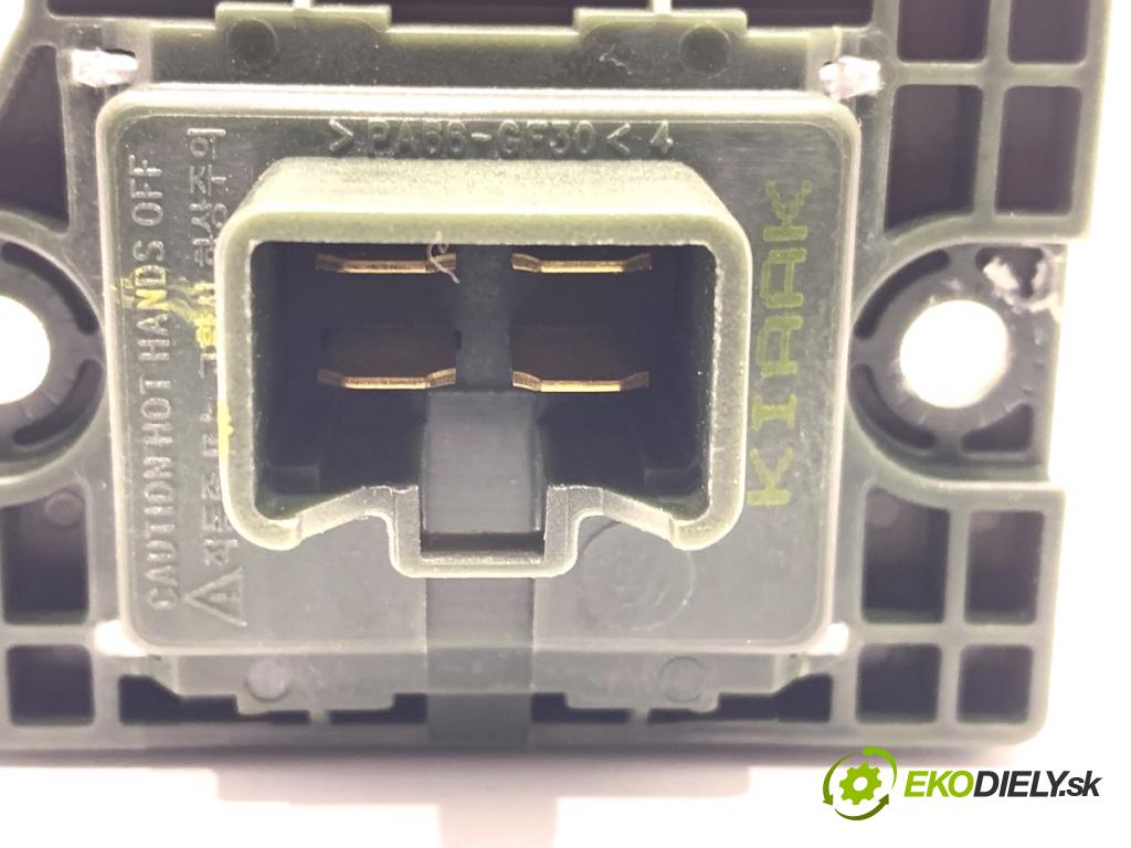 HYUNDAI TUCSON SUV 2015 130 kW 1.6 T-GDi 1591 odpor rezistor topení vzduchu  (Odpor topení)