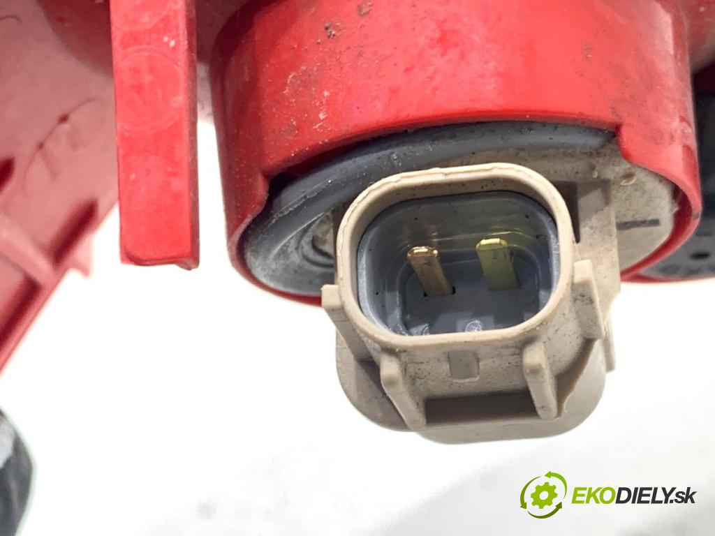 HYUNDAI TUCSON SUV 2015 130 kW 1.6 T-GDi 1591 světlo nárazníka levý zadní část 92405-D3100