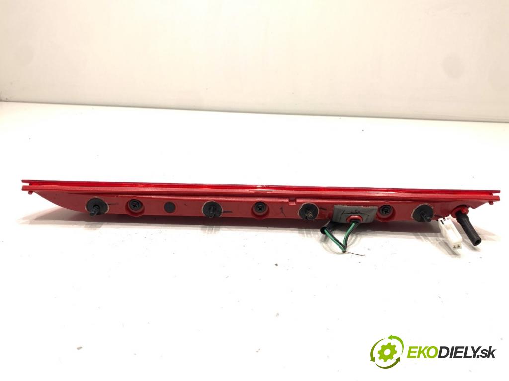 HYUNDAI TUCSON SUV 2015 130 kW 1.6 T-GDi 1591 světlo brzdových světel 92700-D7