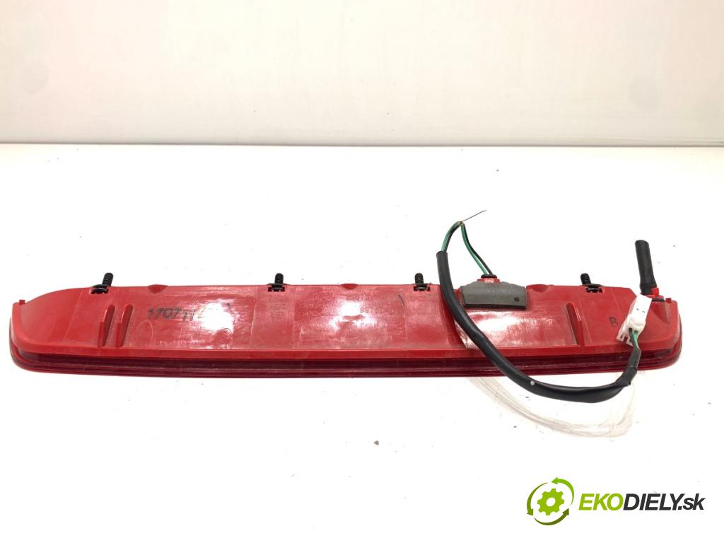 HYUNDAI TUCSON SUV 2015 130 kW 1.6 T-GDi 1591 světlo brzdových světel 92700-D7