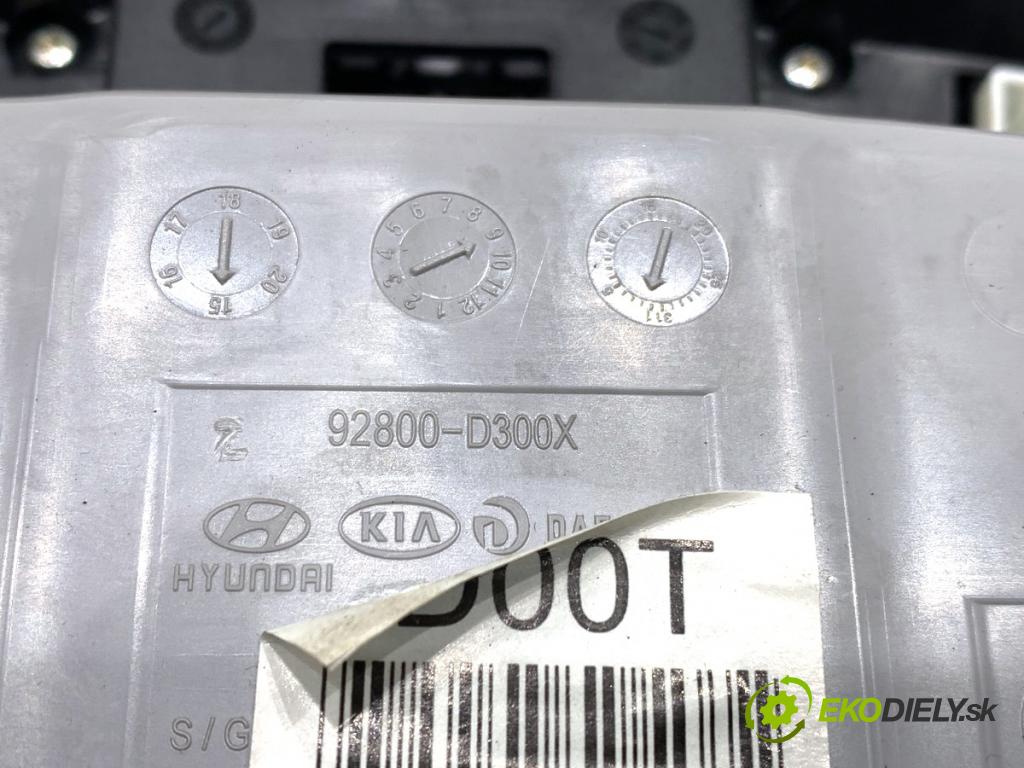 HYUNDAI TUCSON SUV 2015 130 kW 1.6 T-GDi 1591 světlo stropní 92800-D300X