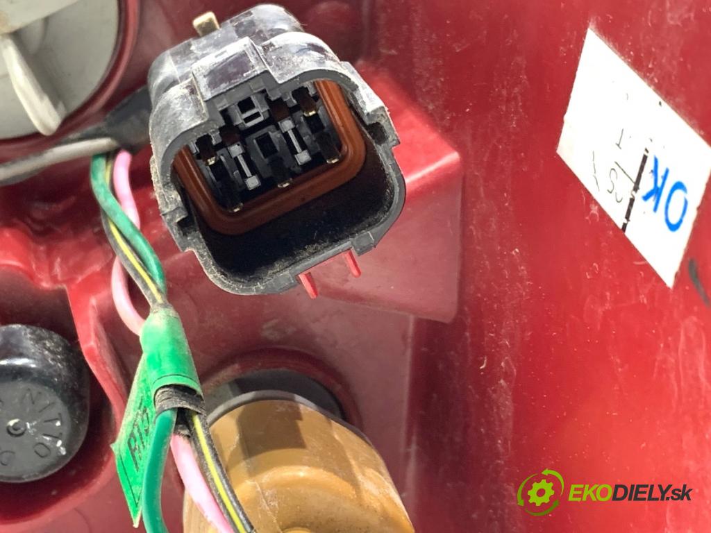 HYUNDAI TUCSON SUV 2015 130 kW 1.6 T-GDi 1591 světlo pravý zadní část 92402-D31