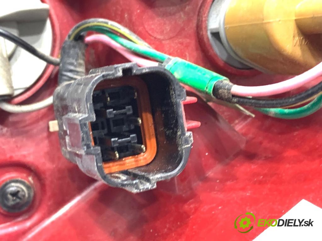 HYUNDAI TUCSON SUV 2015 130 kW 1.6 T-GDi 1591 světlo levý zadní část 92401-D31