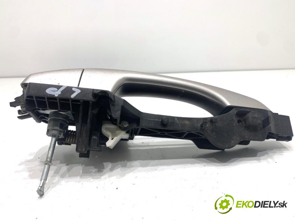 HYUNDAI TUCSON SUV 2015 130 kW 1.6 T-GDi 1591 Kľučka vonkajšia ľavy predný