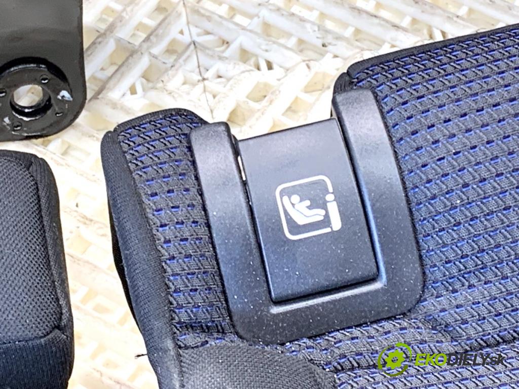 HYUNDAI TUCSON SUV 2015 130 kW 1.6 T-GDi 1591 sedadlo druhý VLÁDA: