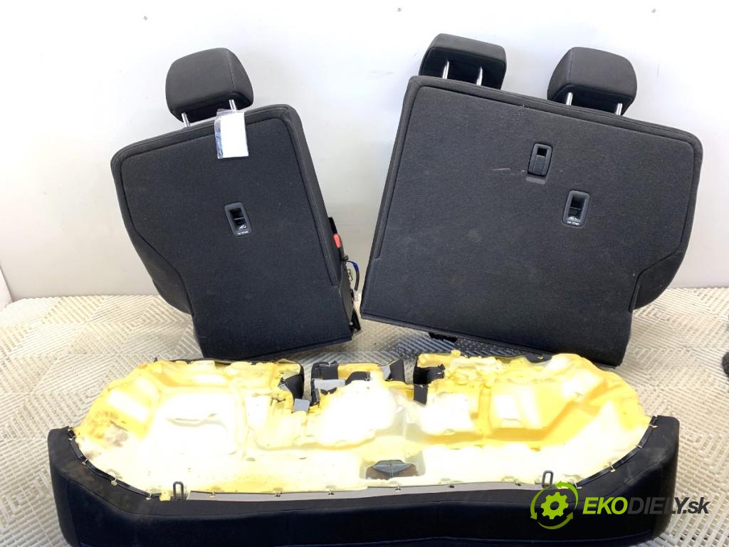 HYUNDAI TUCSON SUV 2015 130 kW 1.6 T-GDi 1591 sedadlo druhý VLÁDA: