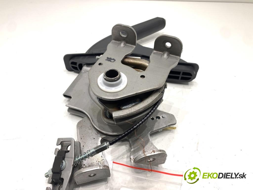 HYUNDAI TUCSON SUV 2015 130 kW 1.6 T-GDi 1591 Kulisa brzdy ručnej brzdy